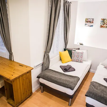 N16-spacey, Modern Family Flat For 5 Apartmán Budapešť