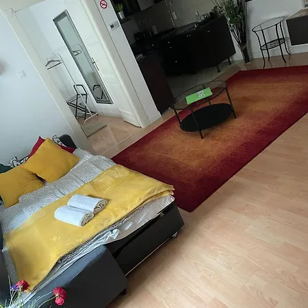N16-spacey, Modern Family Flat For 5 * Budapešť