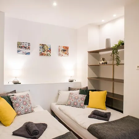 N16-spacey, Modern Family Flat For 5 * Budapeszt