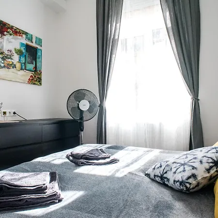 Daire N16-spacey, Modern Family Flat For 5