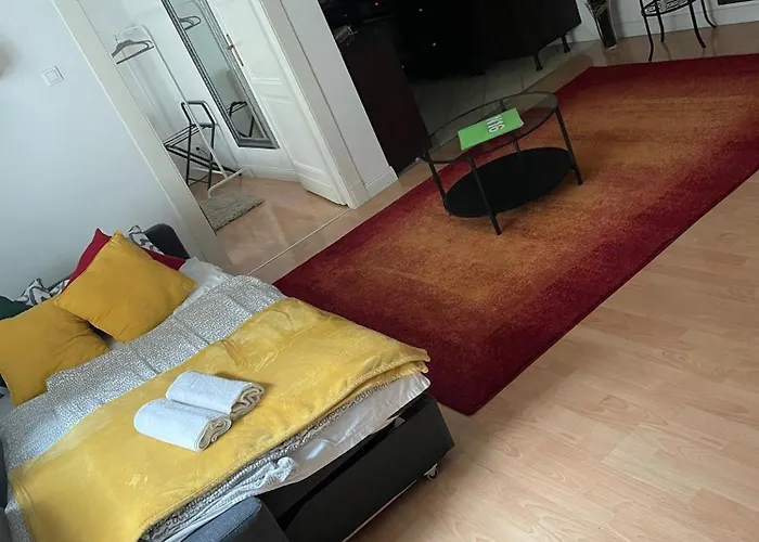 N16-spacey, Modern Family Flat For 5 * Budapest
